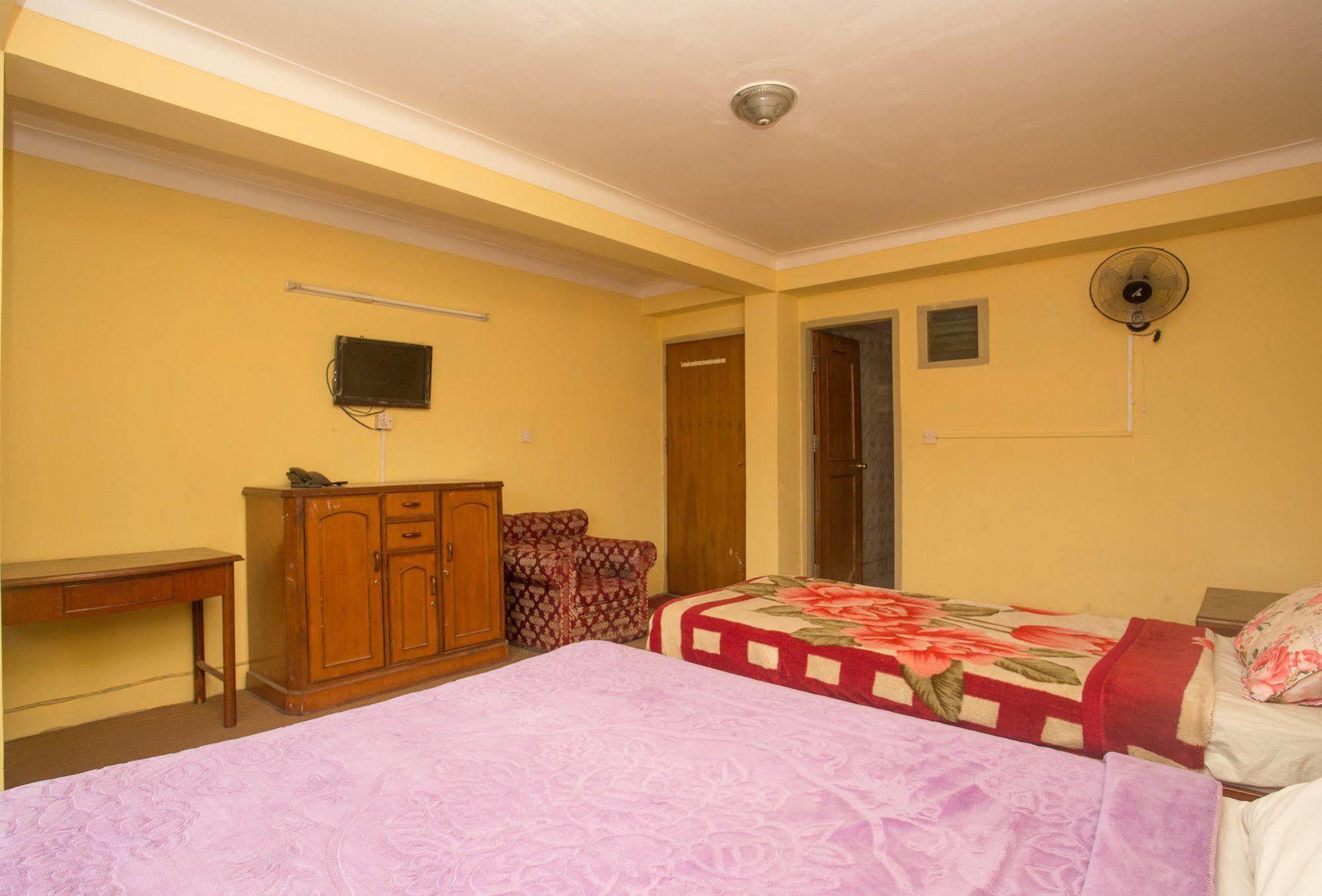 Hotel Red Panda Kathmandu Exteriör bild
