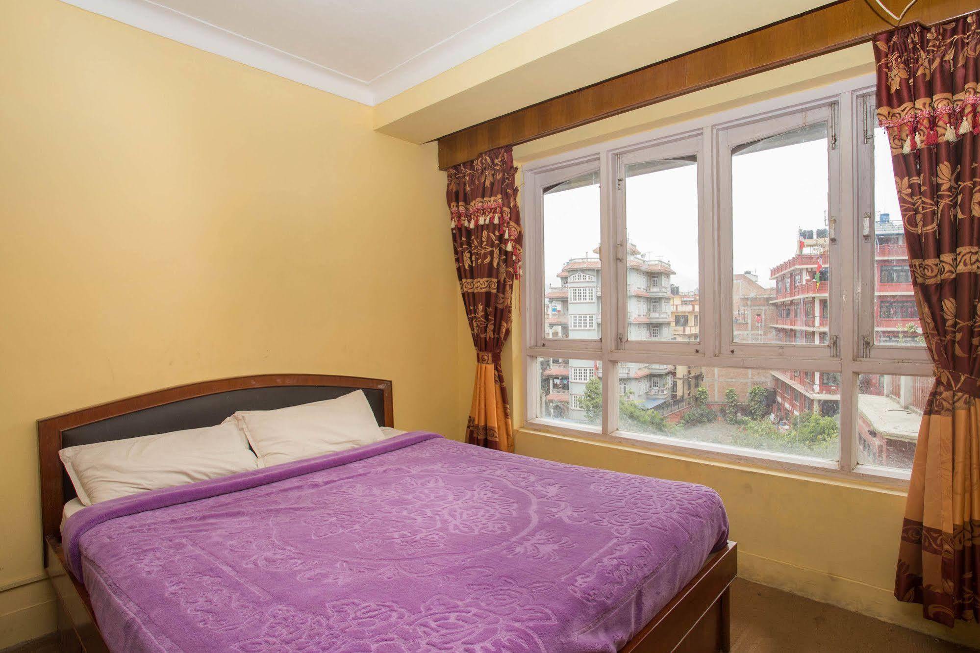 Hotel Red Panda Kathmandu Exteriör bild